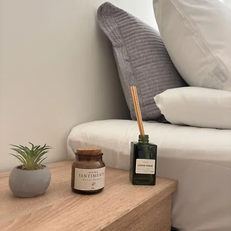 Apartman & Mountain Views - Luxury Penthouse - Free Parking